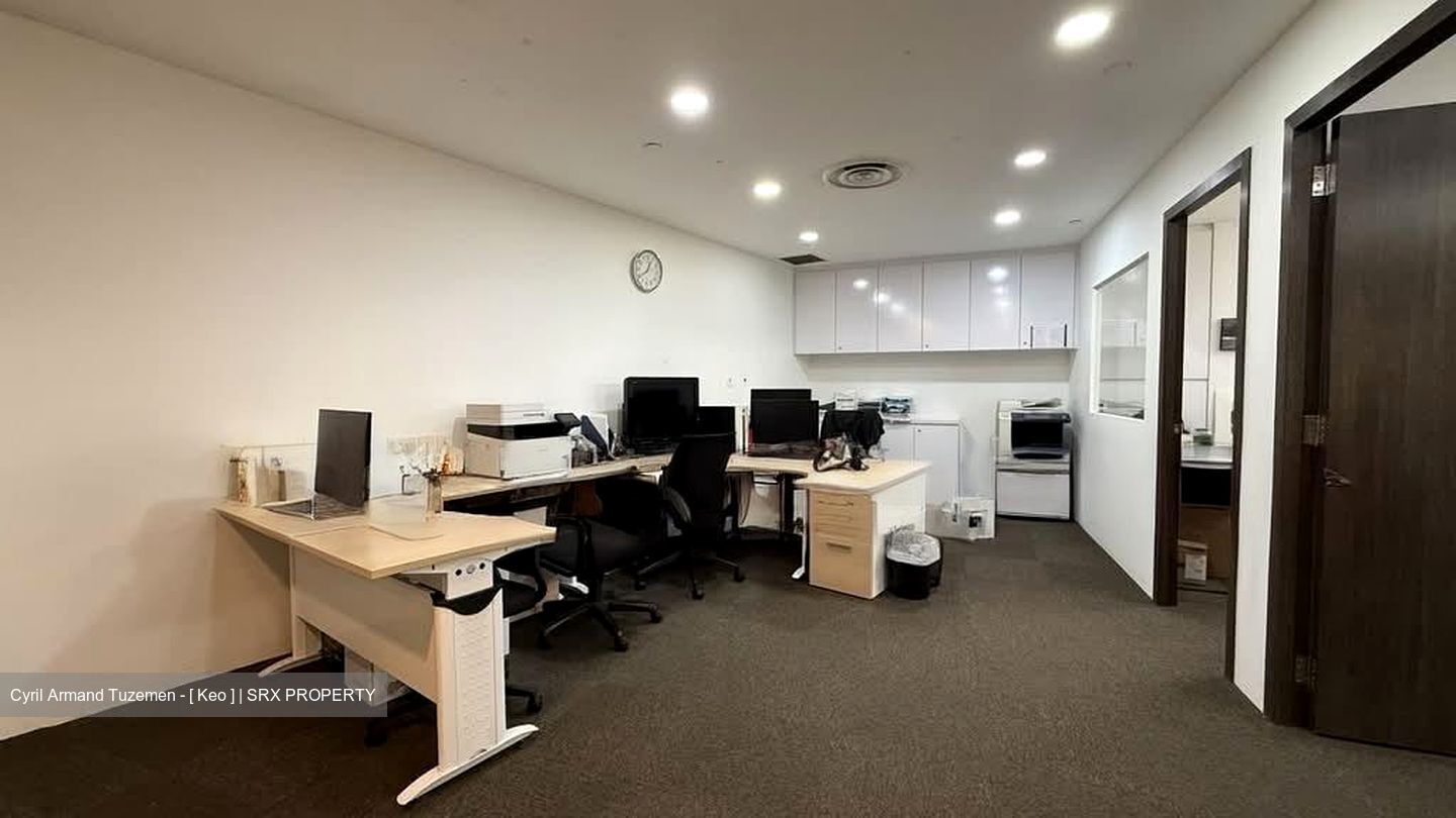 The Plaza (D7), Office #554547061